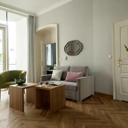Belle Epoque Daire *